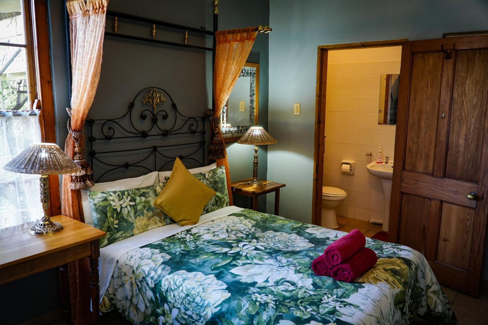 Outentique Accommodation Oudtshoorn Kültér fotó