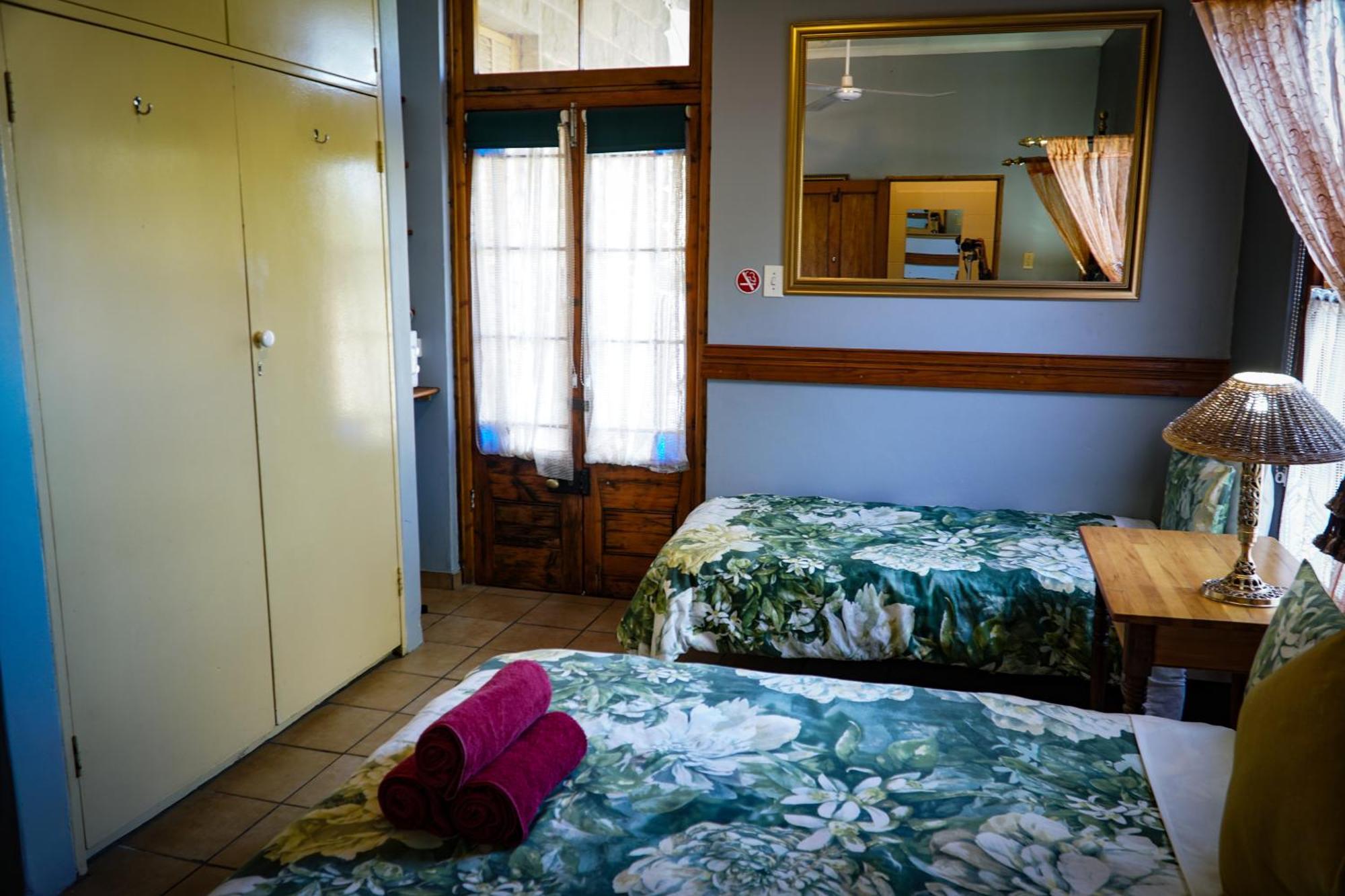 Outentique Accommodation Oudtshoorn Kültér fotó